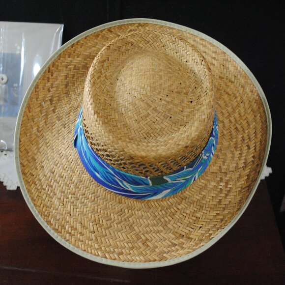 Vintage Straw Sun Hat with Tropical Fabric Band Made in USA - Picture 5 of 13